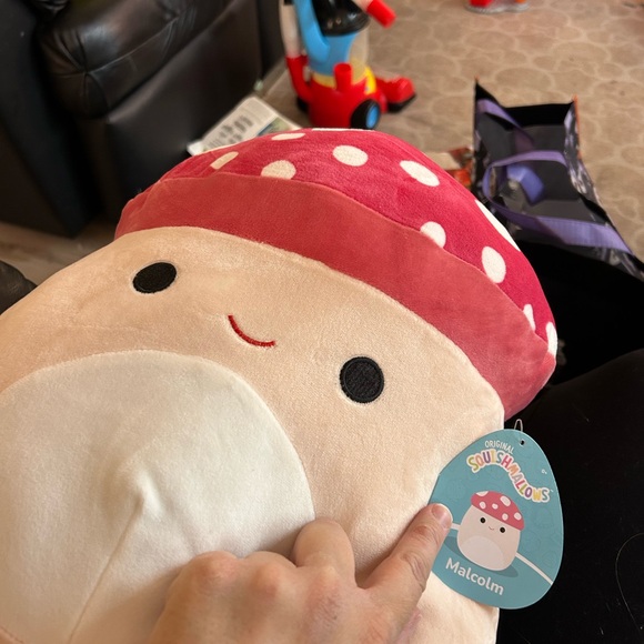 Squishmallow Malcolm Mushroom plush 16 inches NWT - Picture 2 of 2